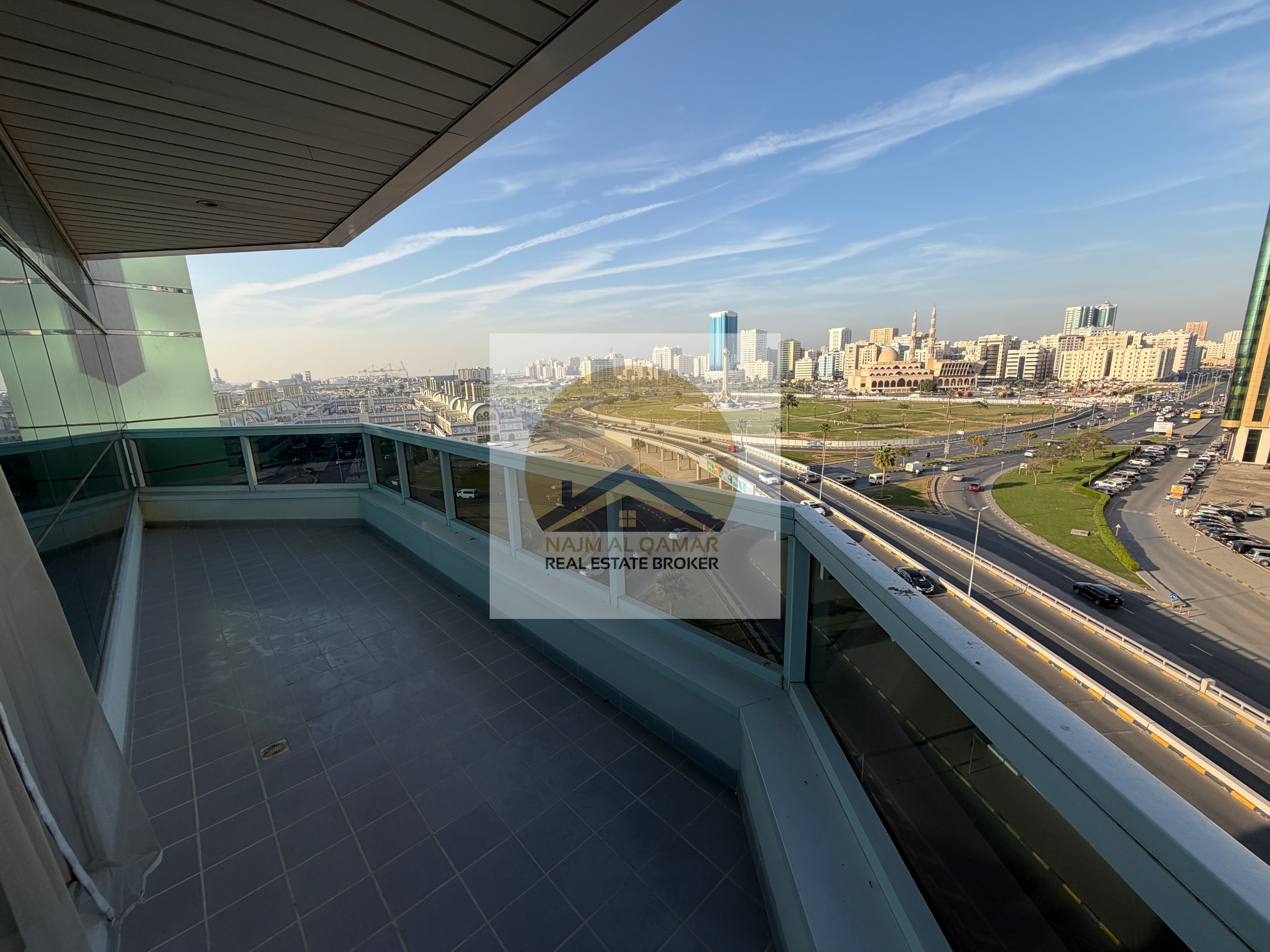 Park View | Chiller AC/Parking Free | Specious 3BHK | Master BR/Store/Balcony | Crystal Plaza