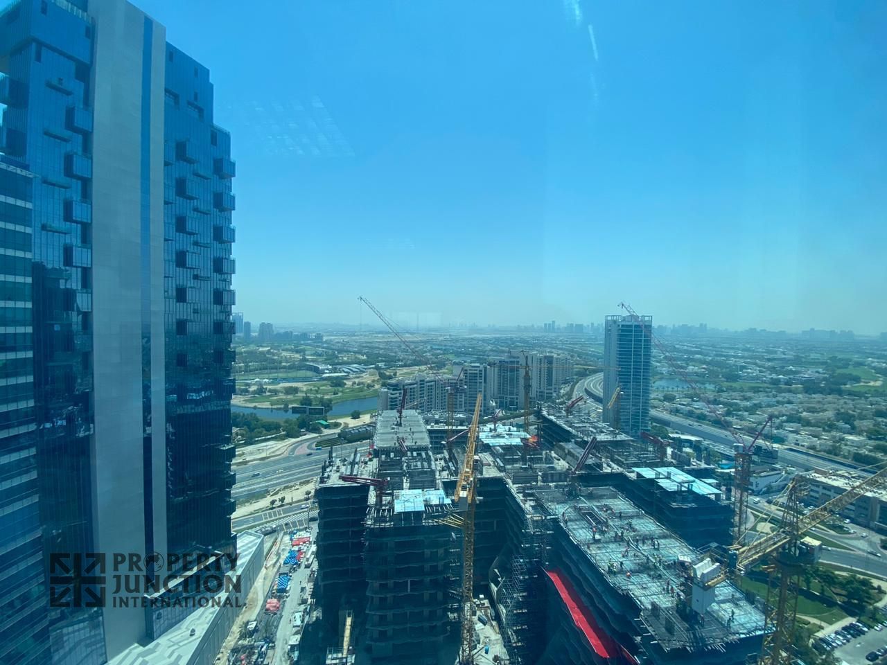 Spacious Office | High-Floor | Investor Deal