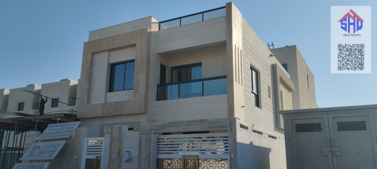 Townhouse for rent in Al Bahia area, five master bedrooms, living room, and laundry room.