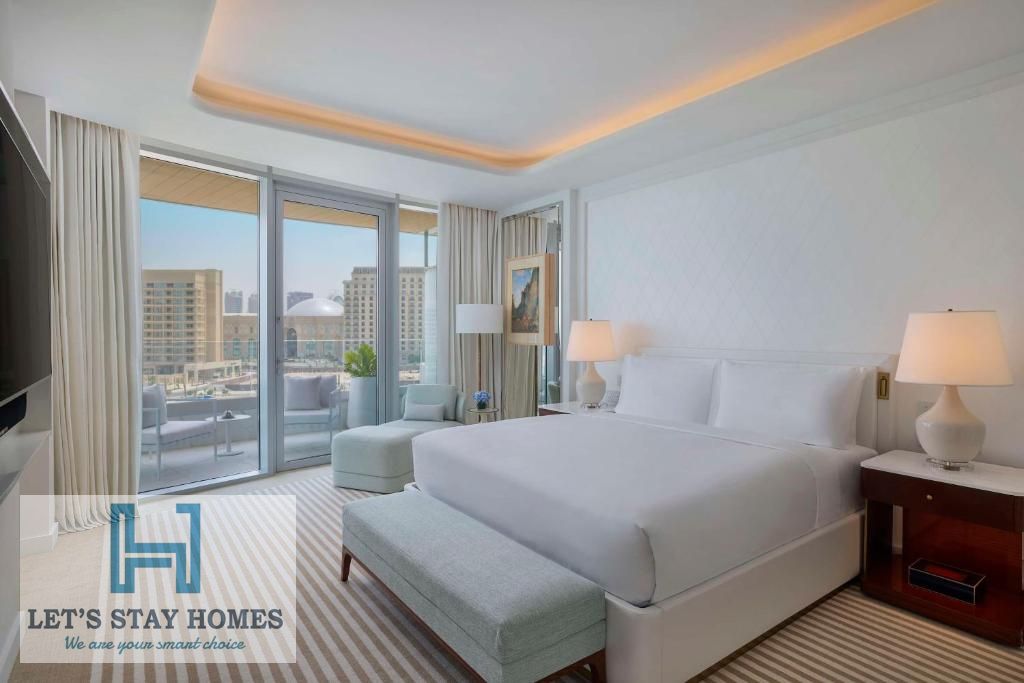 Affordable Luxury | Pool & Gym Access | Free Parking | Near Metro | 24/7 Safe | Sleek Modern Rooms I Free Cleaning