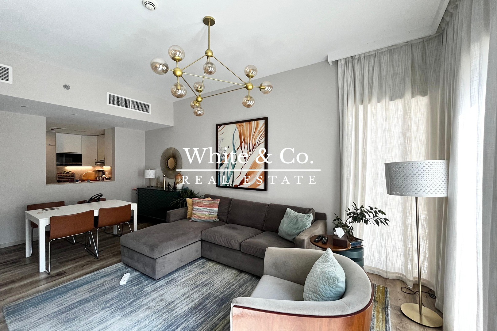 Ready to Move|Fully Furnished|Pool View