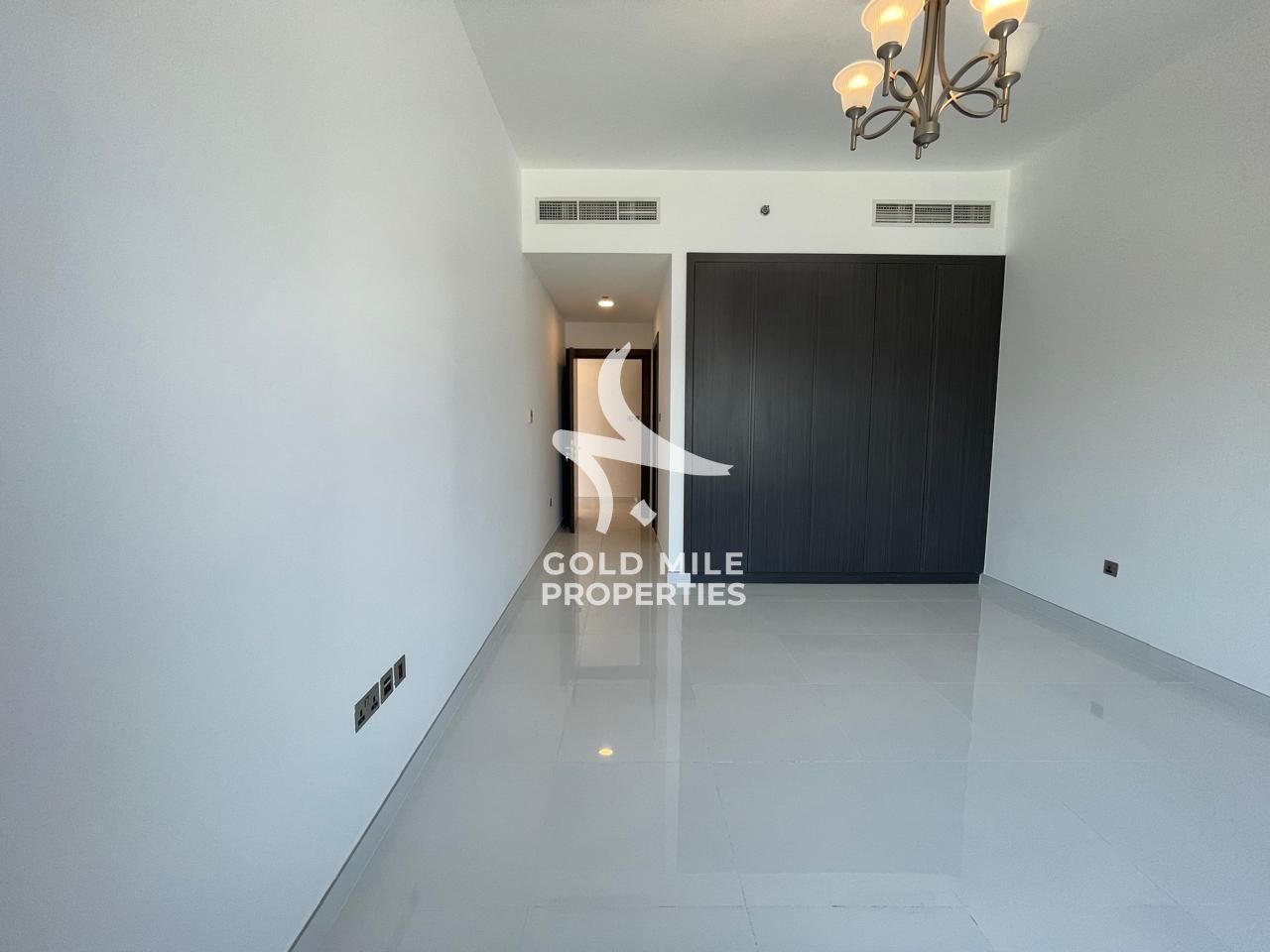 Prime Location 1bhk+Private Balcony | High Class Amenities | Family Building