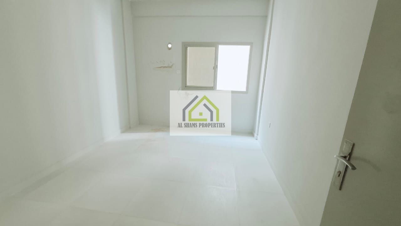 Big offer 1bhk with balcony windows/A/C opposite ansar mall rent 35k.