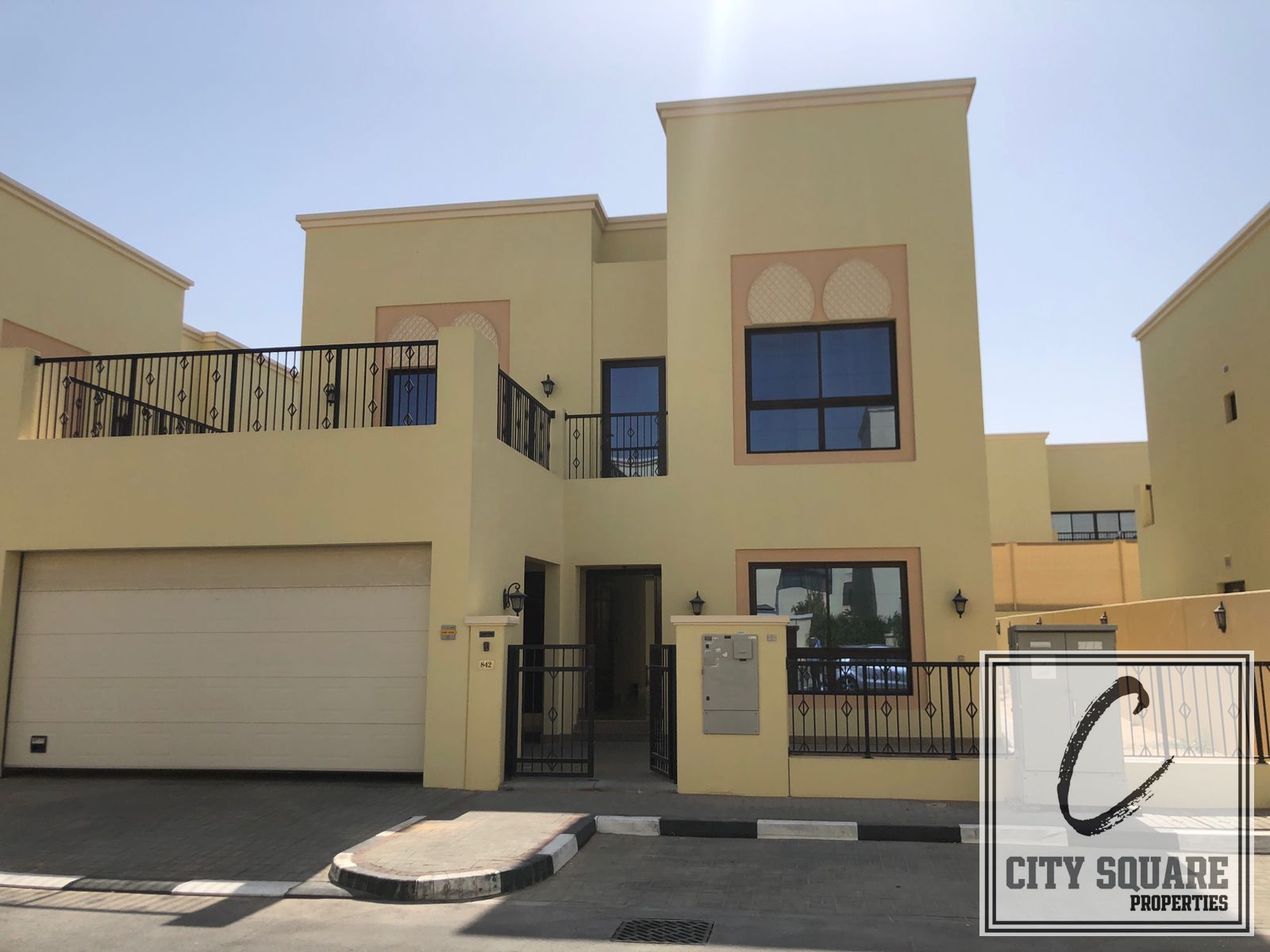 Ready to move / Gated Community / Fully maintained