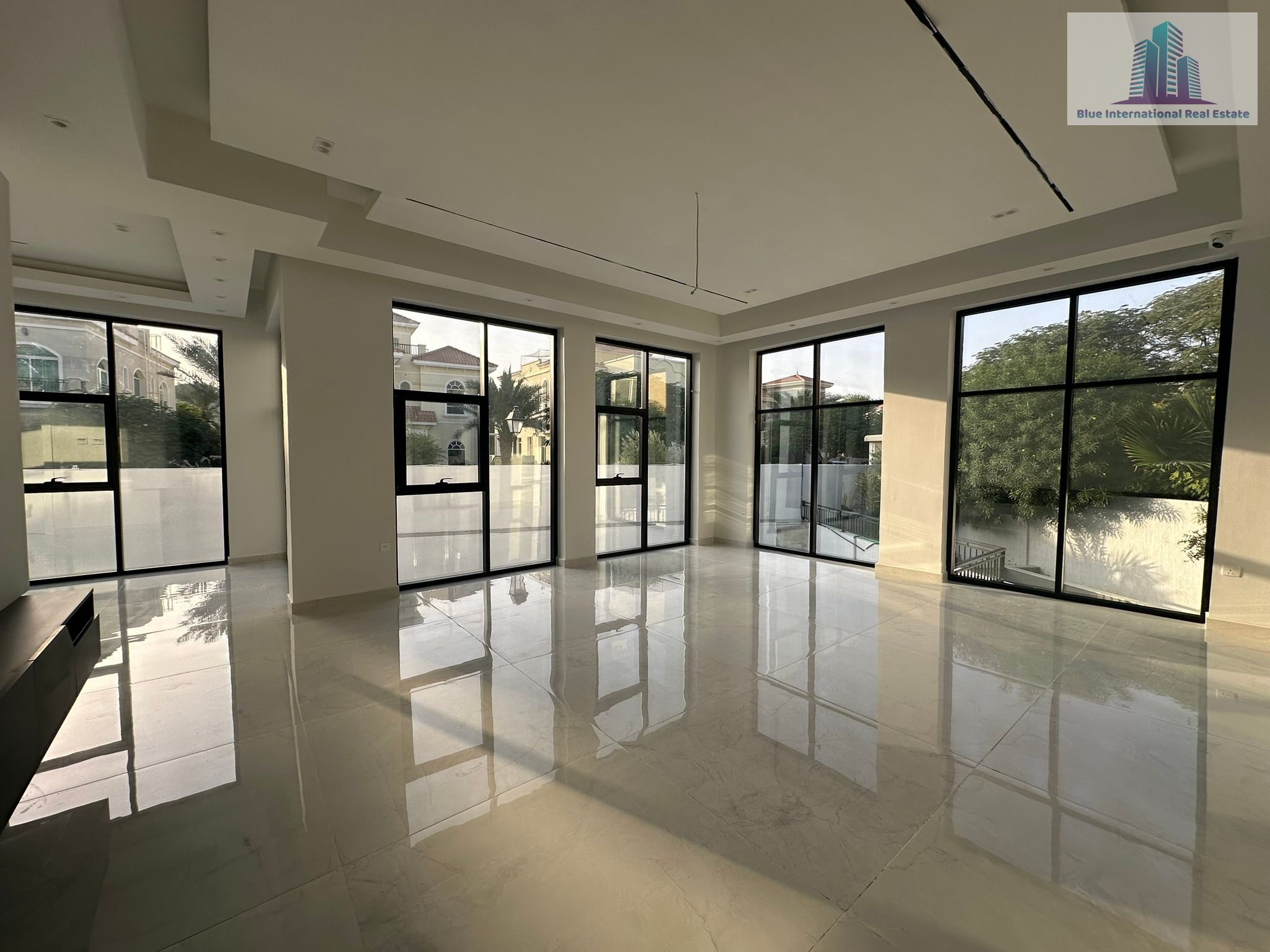 5 Bed Fully Renovated | Private pool
