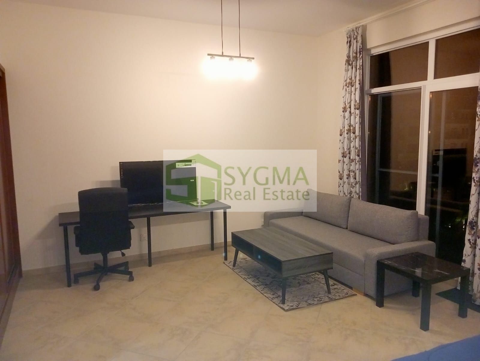 Spacious Studio | Balcony | Parking