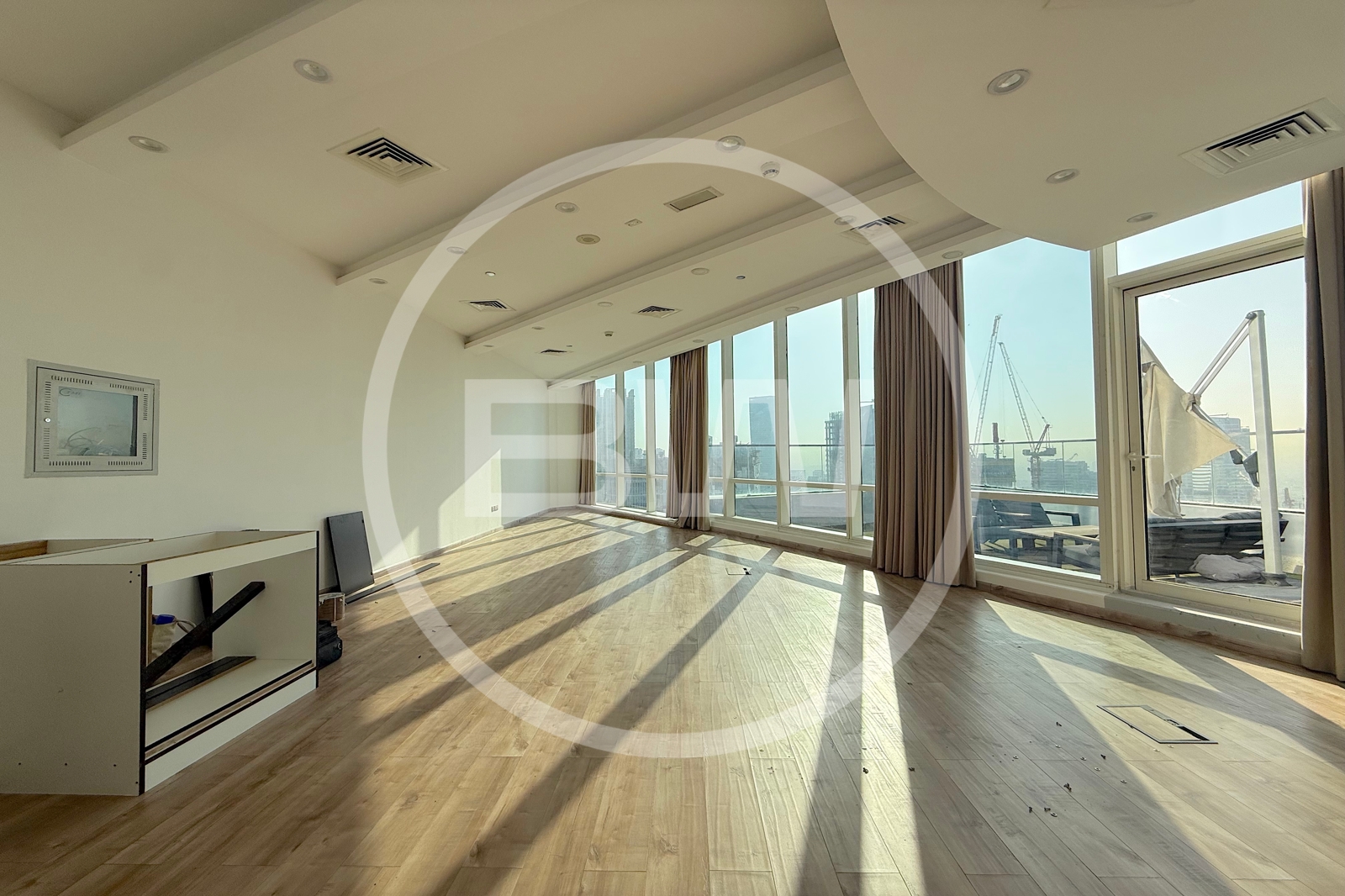 VACANT | HIGH FLOOR | BURJ KHALIFA & CANAL VIEW