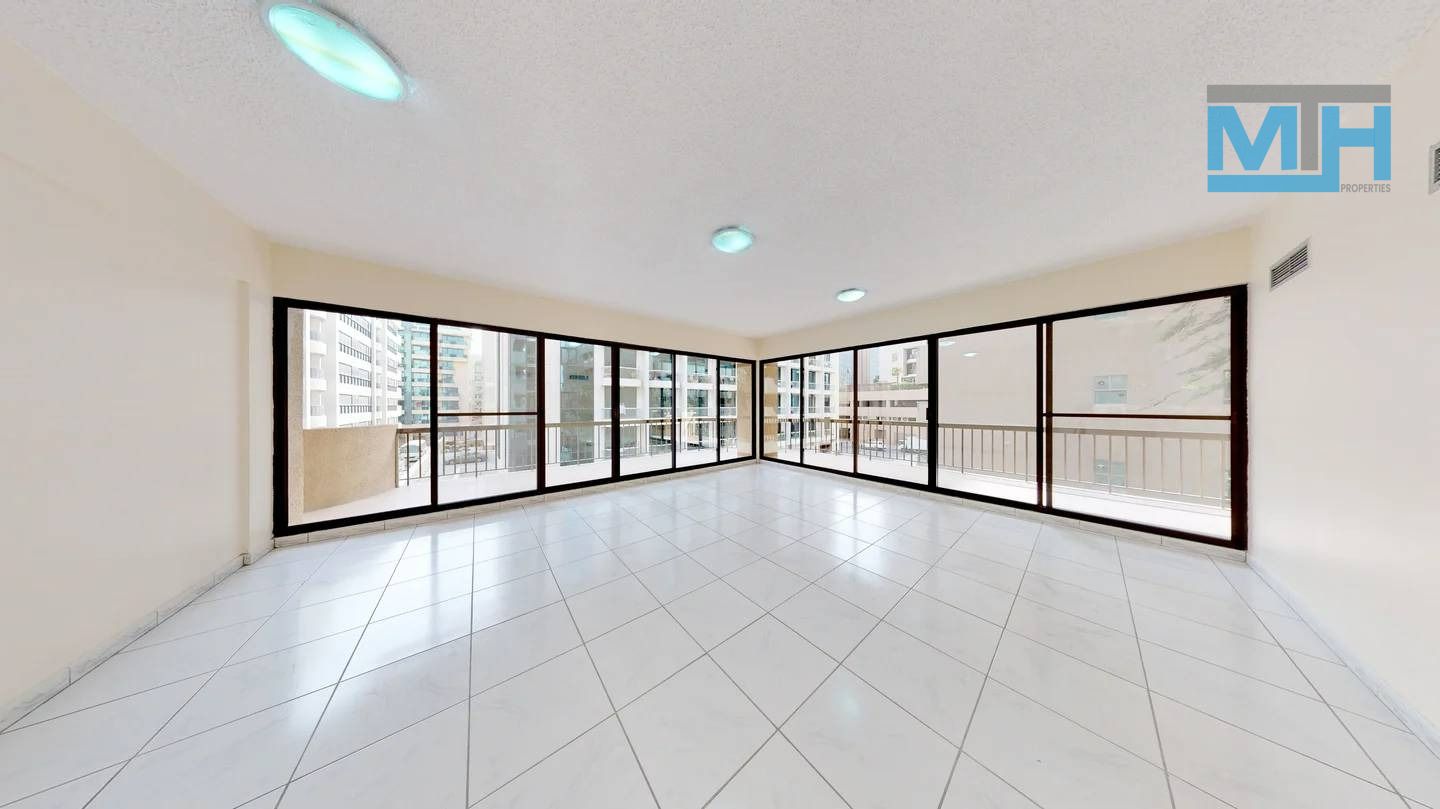 Spacious 3BR | Bright Layout | Great Community