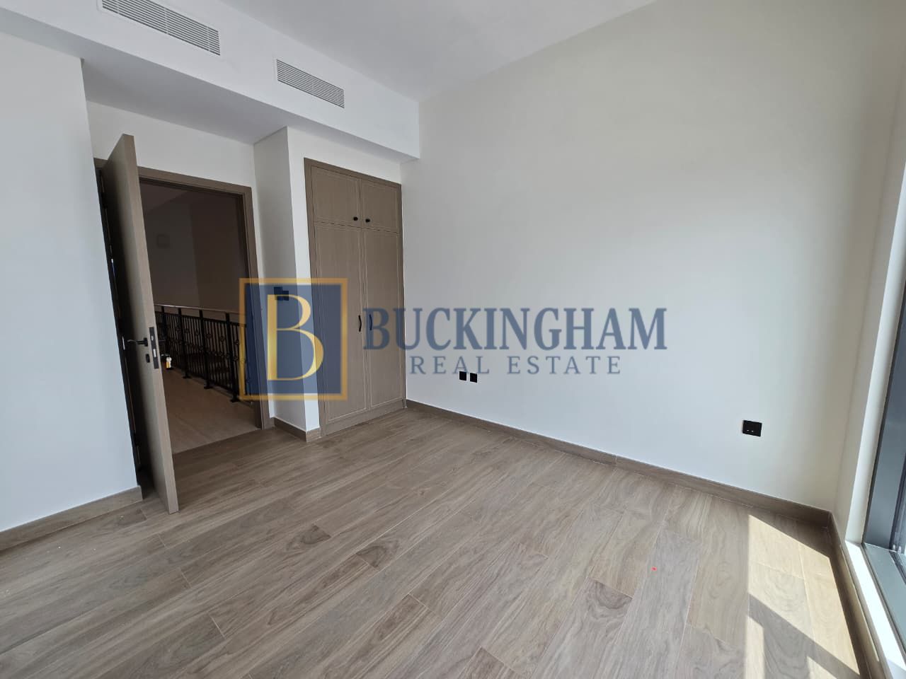 Vastu-Compliant Unit | Unfurnished | DAMAC Lagoons