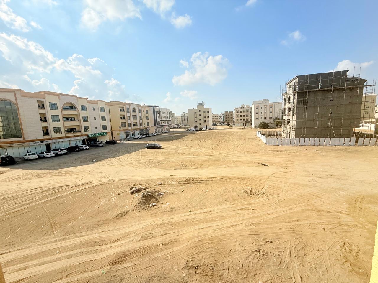 Brand new 1bhk in school area with 2 washroom price 37k
