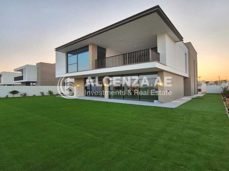 Huge Layout | Family Community | Private Garden