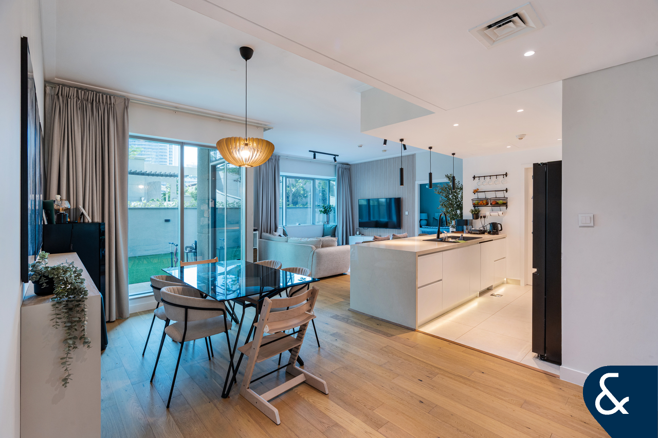 Stunning | Large Layout | Private Terrace