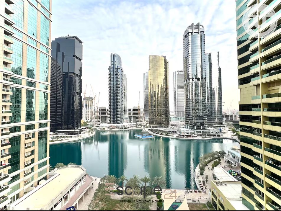 Relaxing 1BR | Panoramic Lake Views | Near Metro