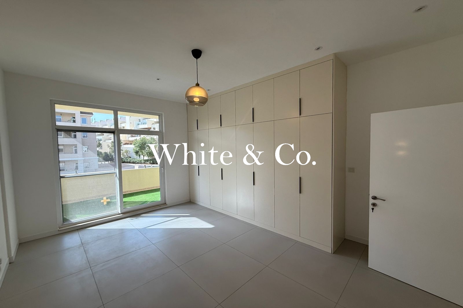 CONVERTED 1 BED| FULLY UPGRADED | VACANT NOW