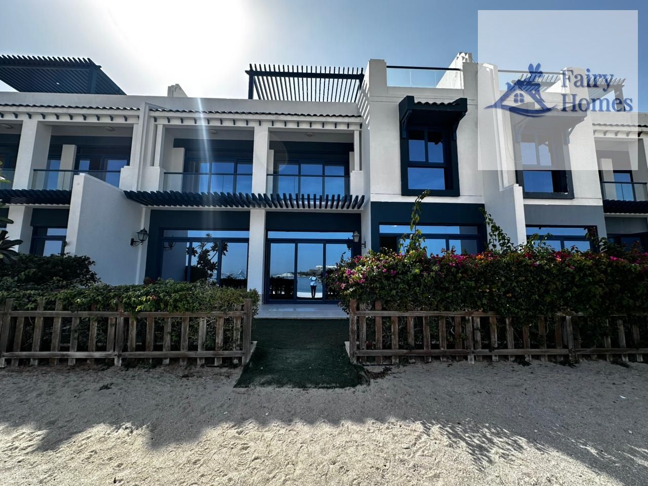 Beach Front Villa for rent in Palma Residences