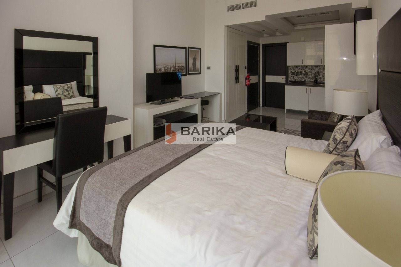 Fully Furnished Studio Full Golf Course View