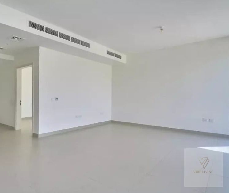 Elegant 4 BR in Maple Type 2E-Notice served