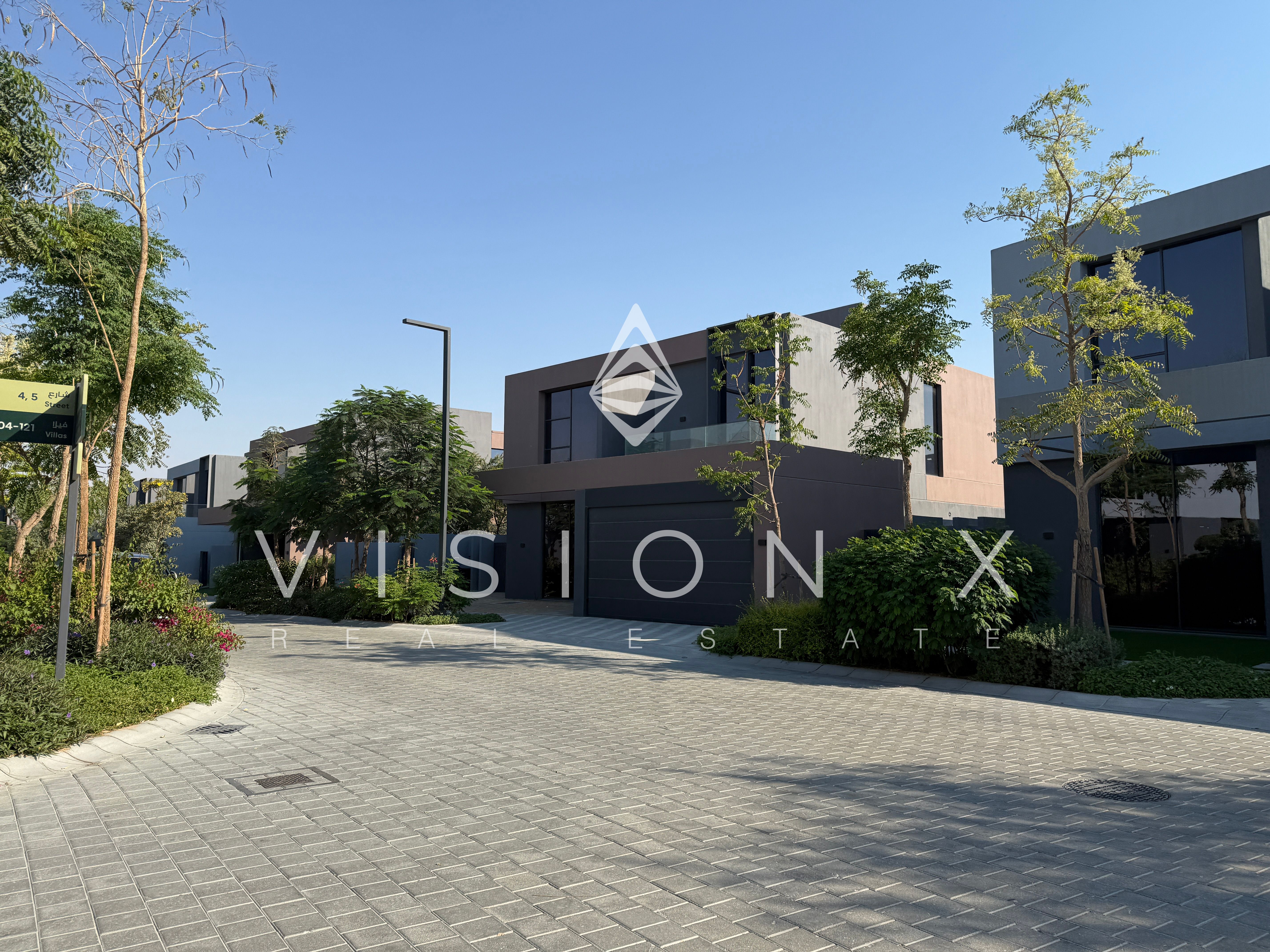 Ready Now | Peaceful Area | Spacious Townhouse
