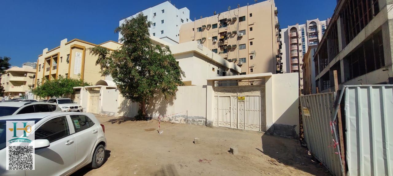 For Sale: Residential Investment Building – Al Rashidiya 2, Ajman Excellent investment opportunity in a prime location near Falcon Towers. Plot Area: