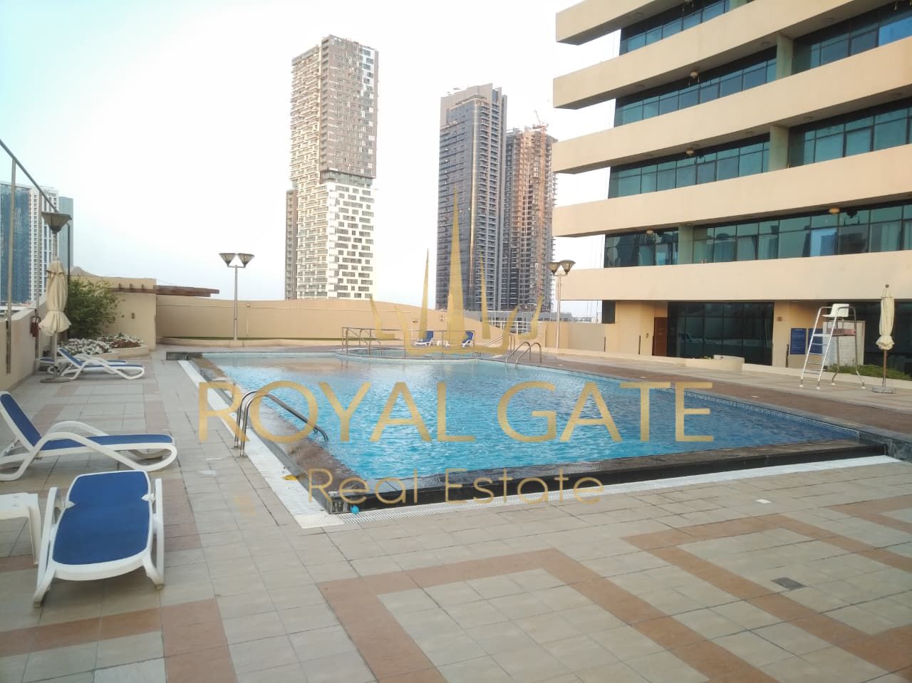 Ready To Move Amazing Layout| Flexible payment | Stunning Views