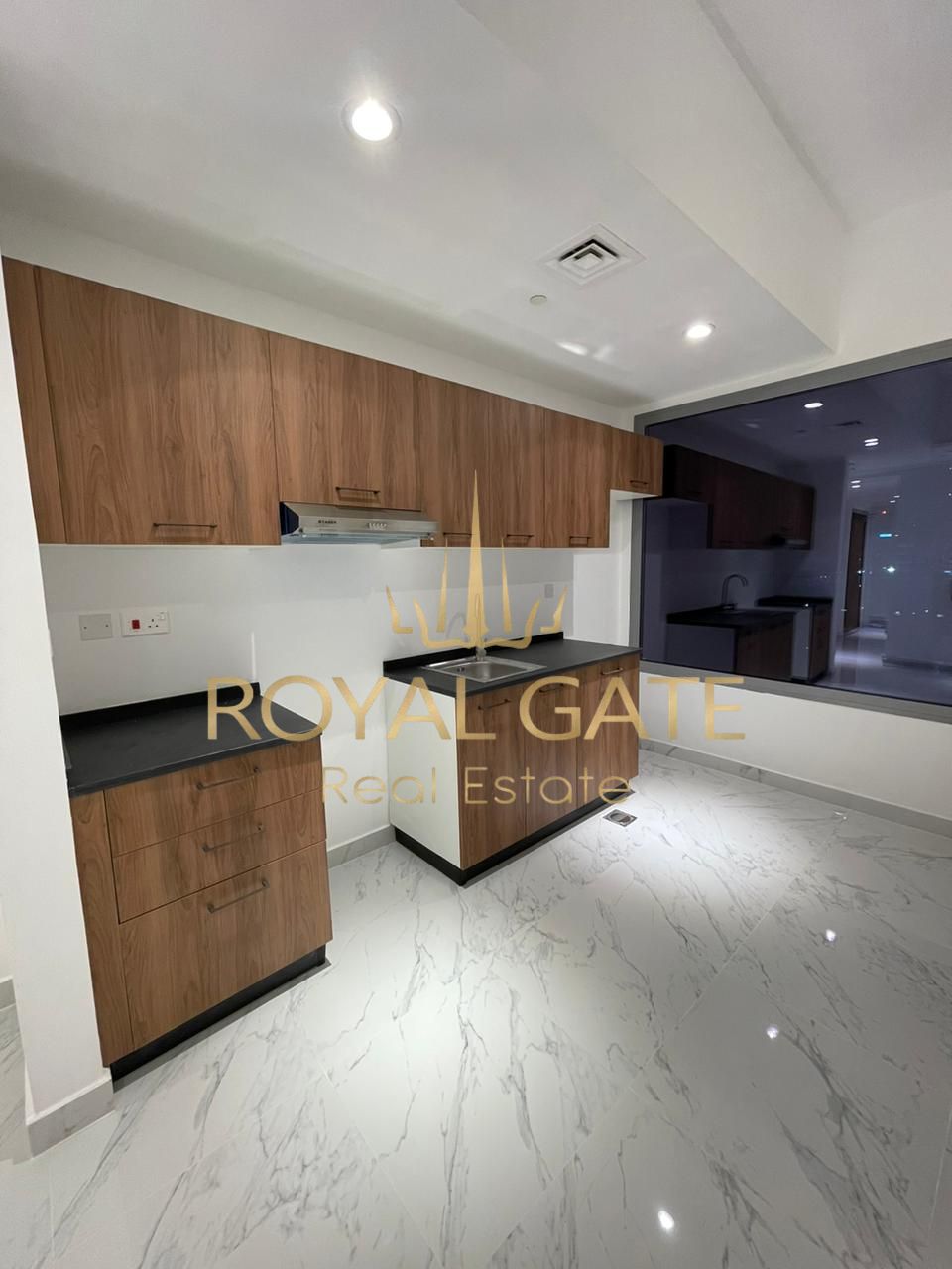 Luxurious Apartment | Simplex | Big Layout