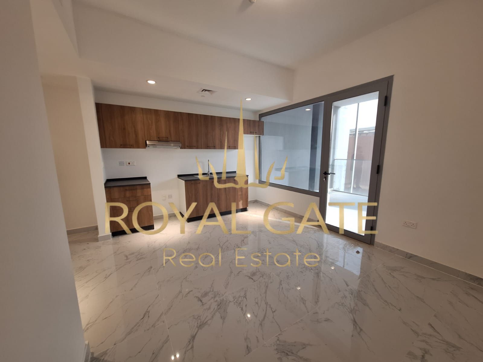 Hot Offer | Ready 2 Bedroom | Pvt Balcony | 1 Parking | Gym Pool