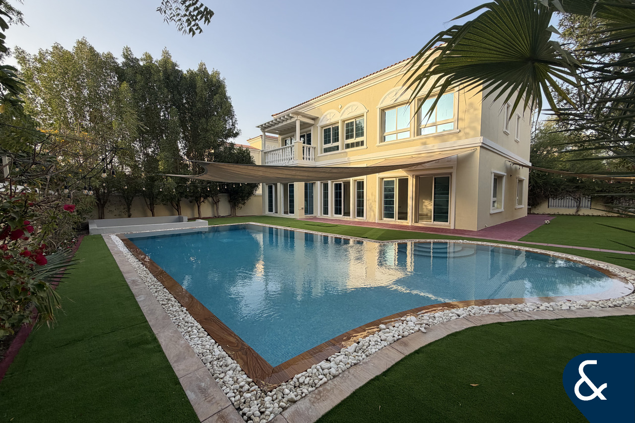 4 Beds | Extended Villa | Upgraded Pool