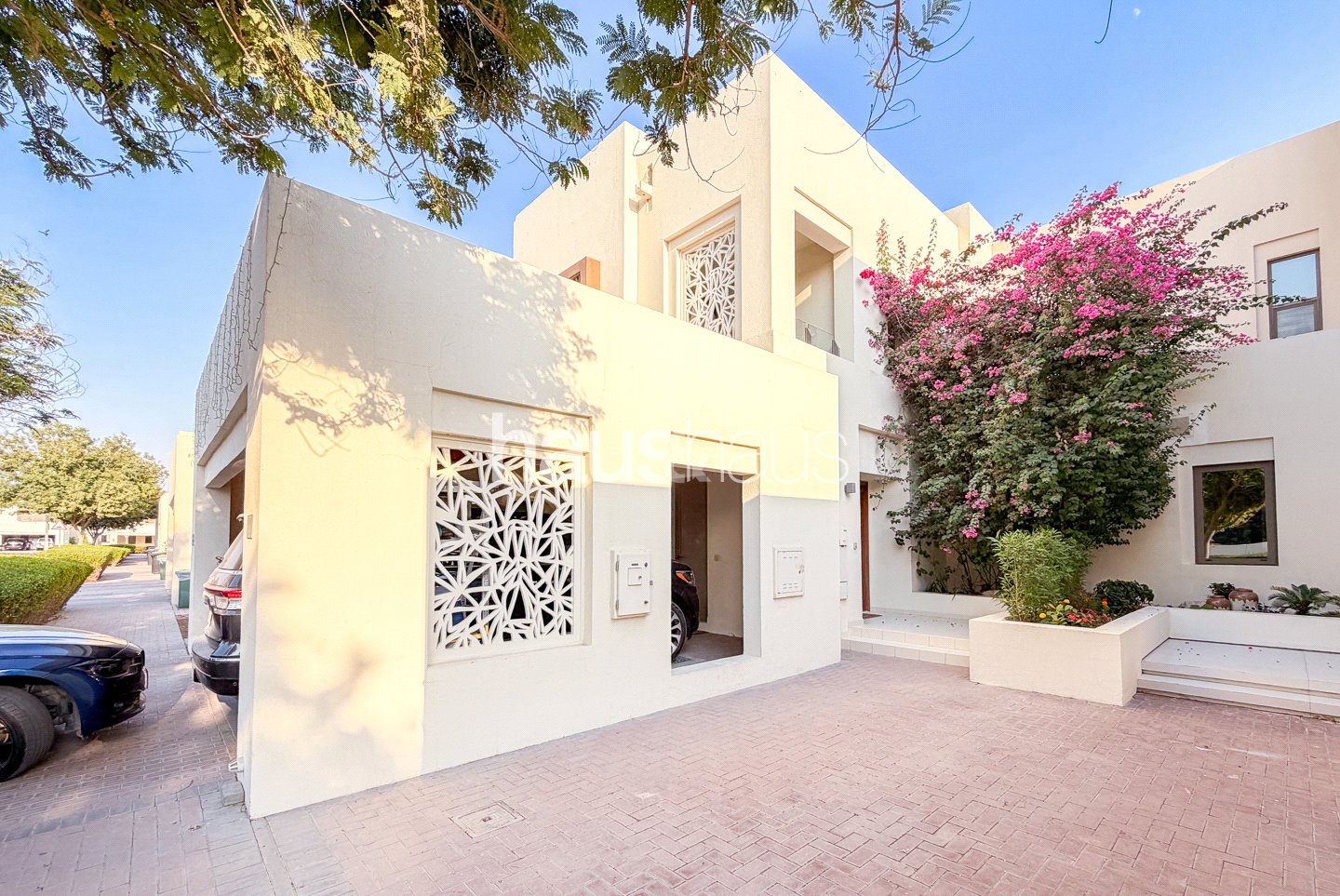 RARE Corner J Type | Singe Row | Priced To Sell