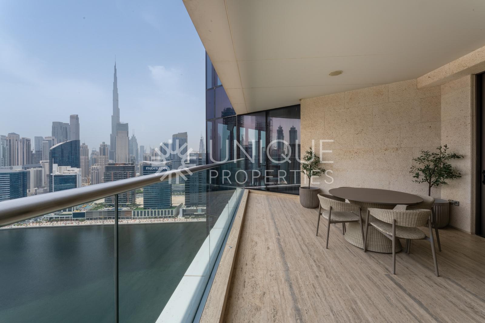 Furnished| Full Canal and Skyline View |Half Floor