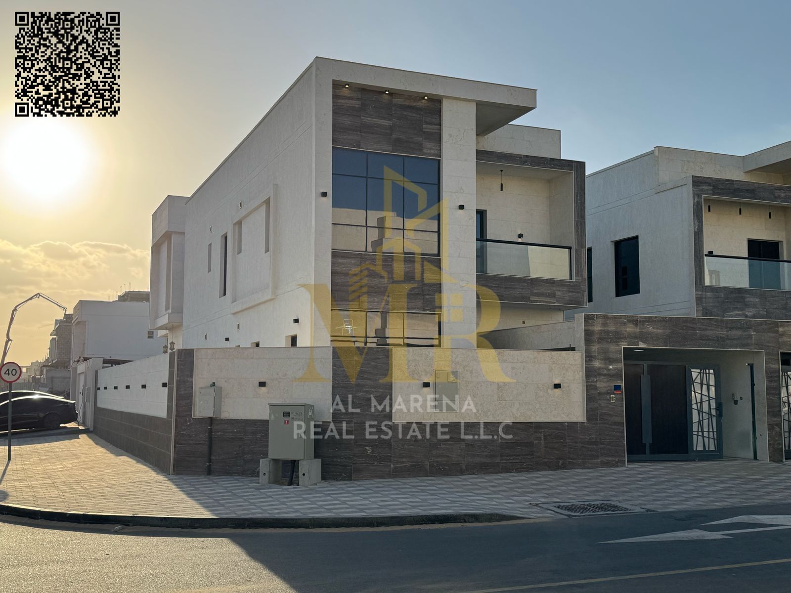 A villa with electricity and water fees included, on the main street, ready to move in, in the most prestigious areas of Ajman. Freehold ownership for