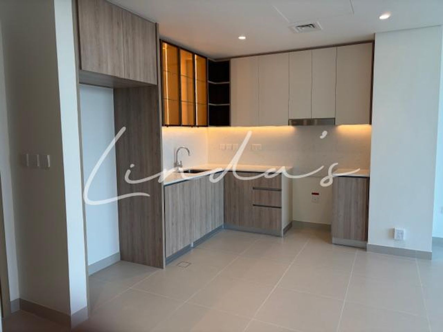FULL PARK VIEW | Ready to move |high quality |NEGOTIABLE