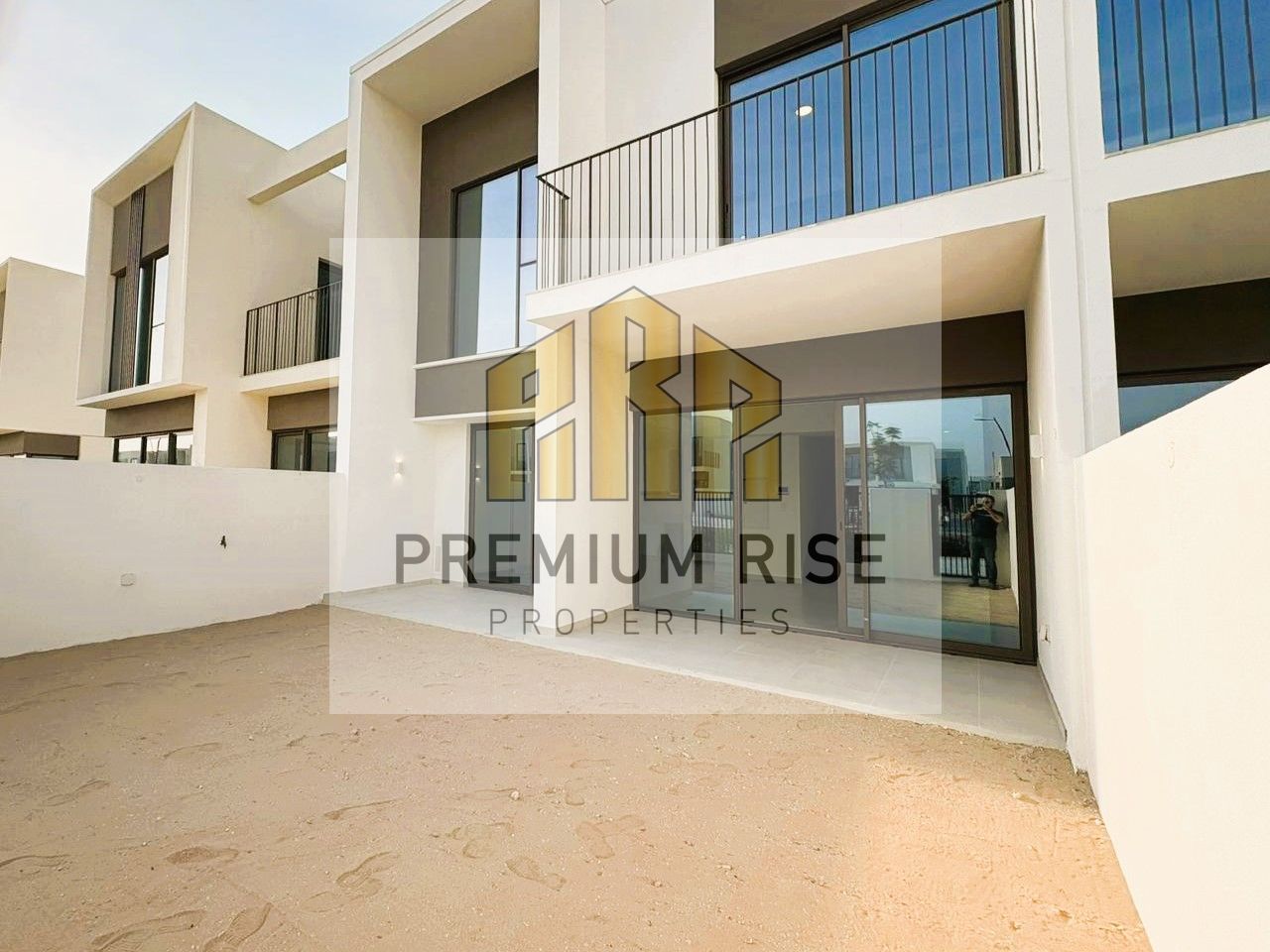 Brand New | Sigle row + Maid Room | Prime Location