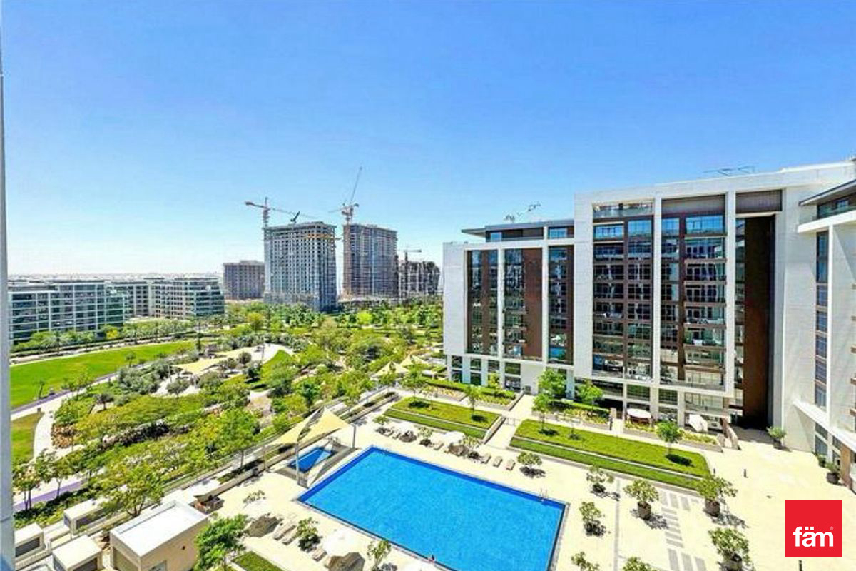 Ready to move | spacious Layout | Emaar
