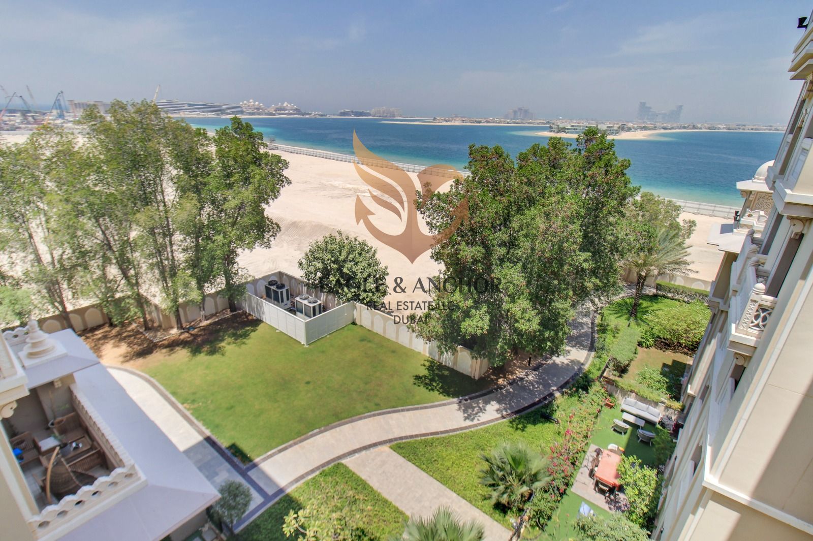 Sea View| Private Beach Access | Fully Furnished Palm Jumeirah