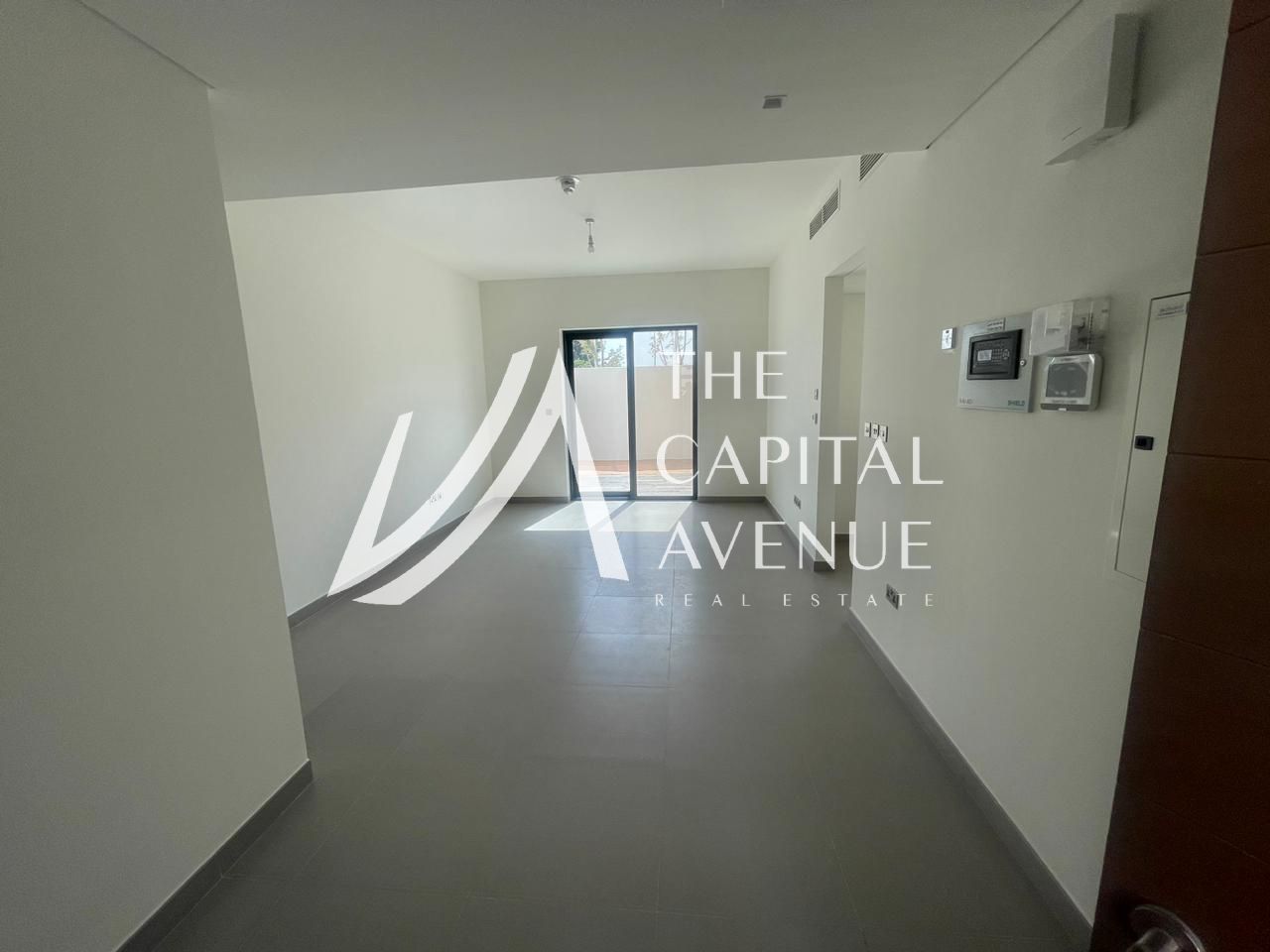 Single Row | Upcoming Unit | Closed Kitchen