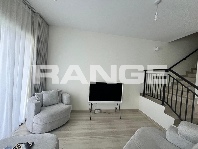 Single Row|Modren Living|Ideal For Small Families