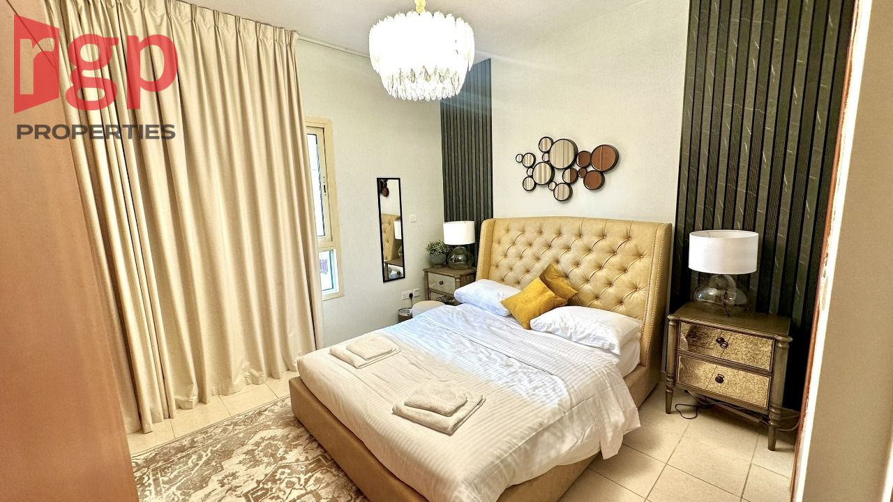 1 BR Fully Furnished I Modern Lay Out | Balcony