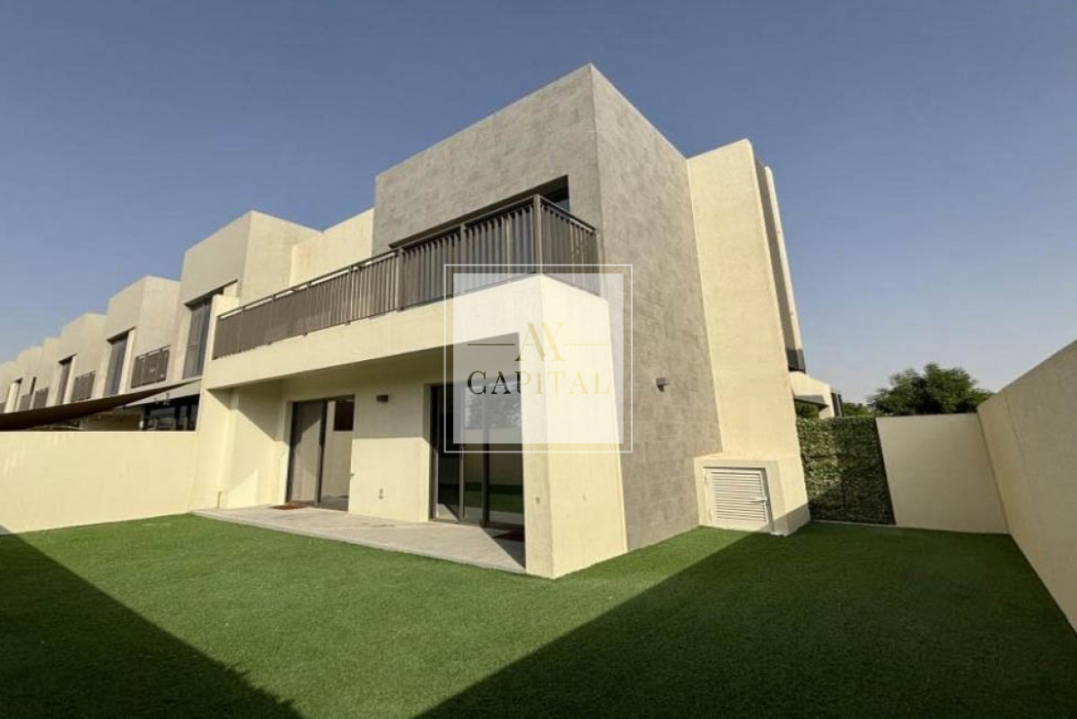 Linear Park | Single Row | Upgraded Garden | VOT