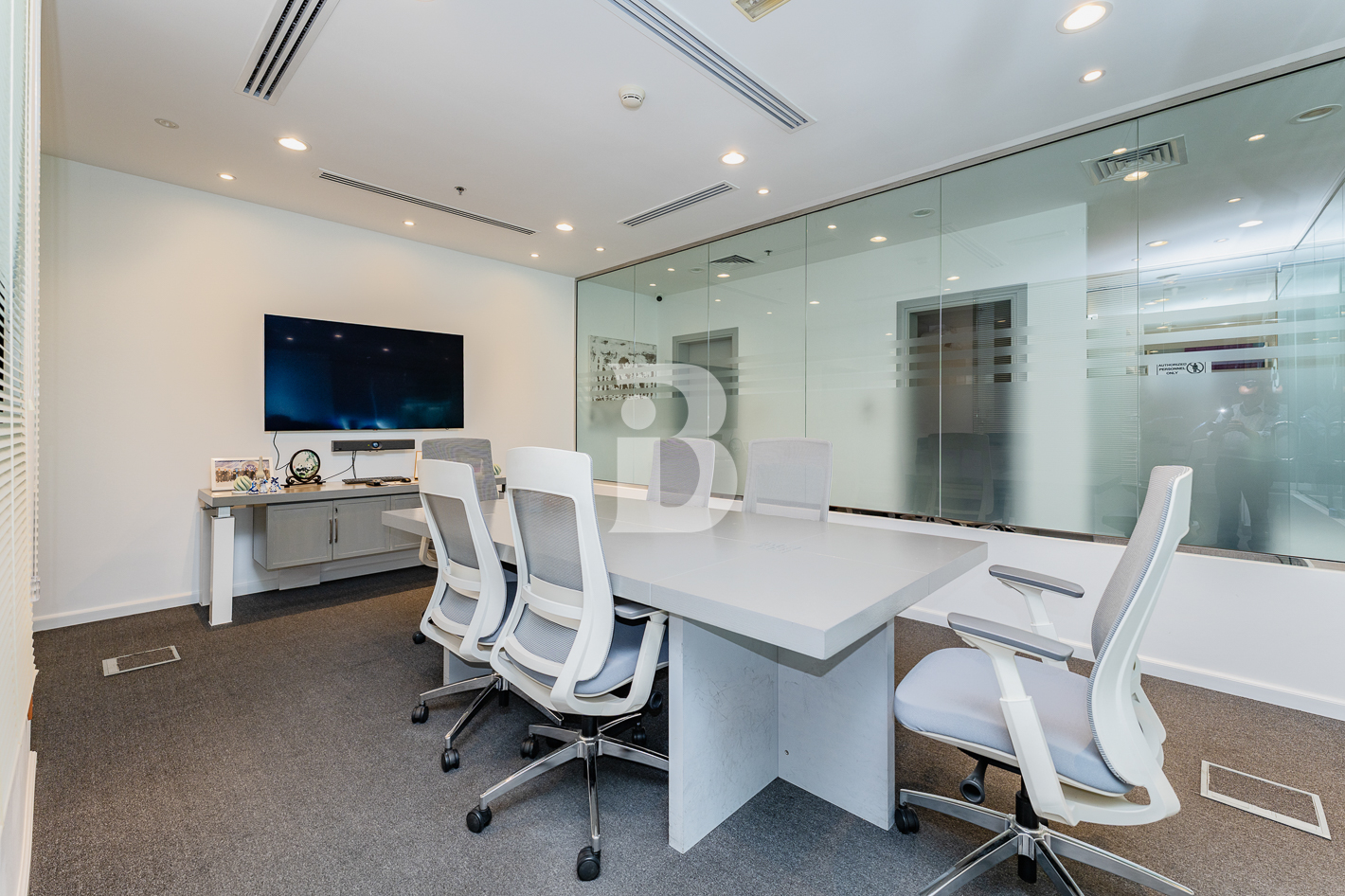 VACANT OFFICE | HIGH FLOOR | UPGRADED UNIT
