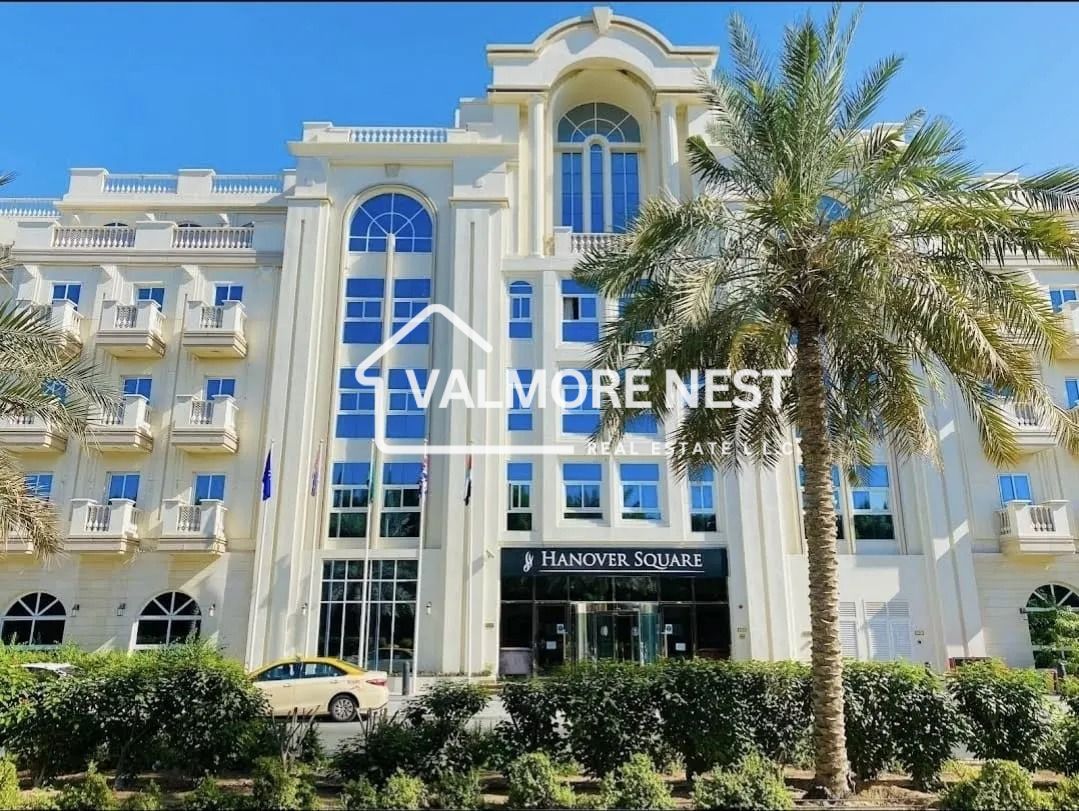 Premium furnished unit I Available in 12 cheques I Prime spot