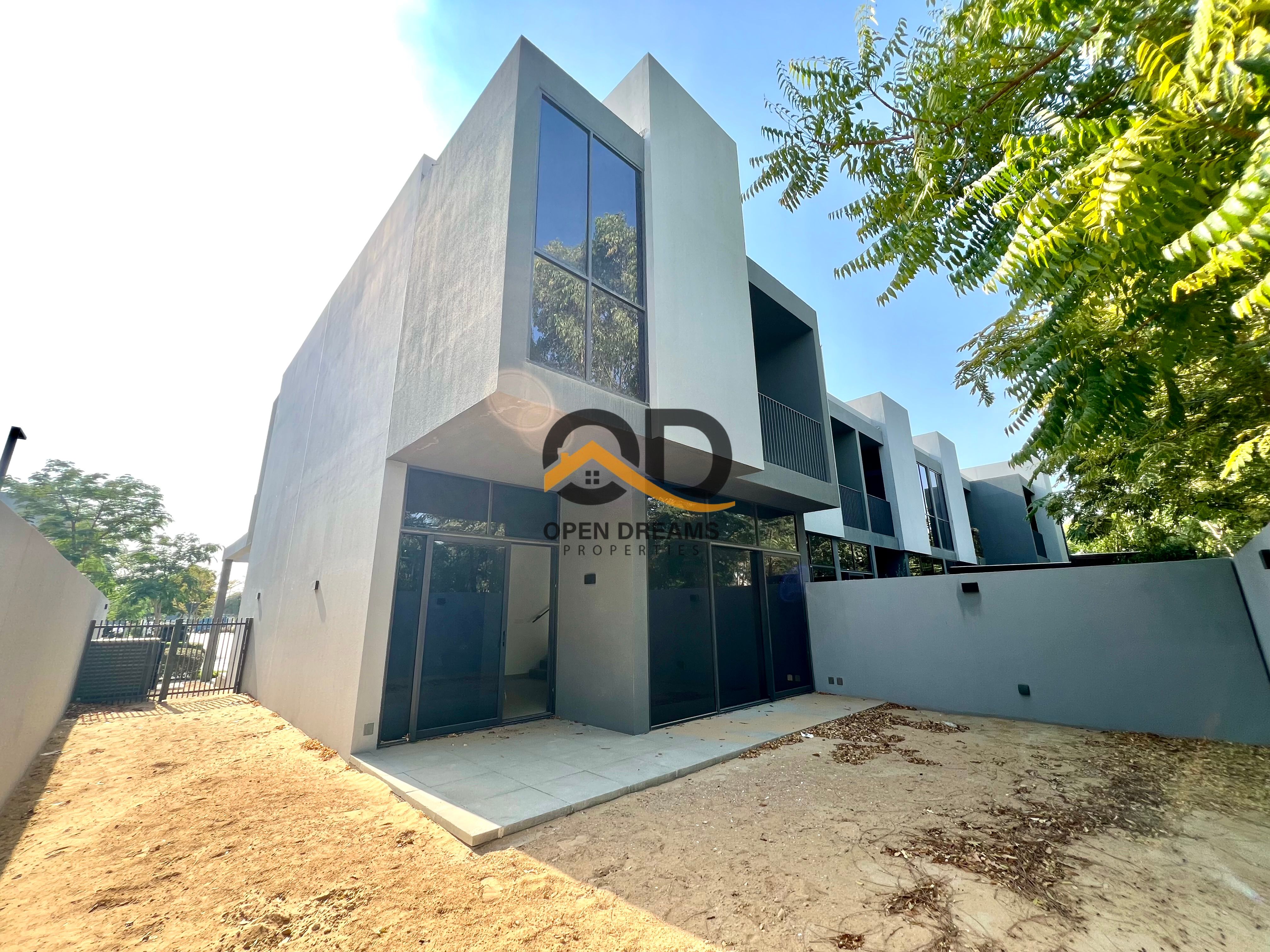 Brand new Corner 3bhk|Masterbedroom|Sandian Massar