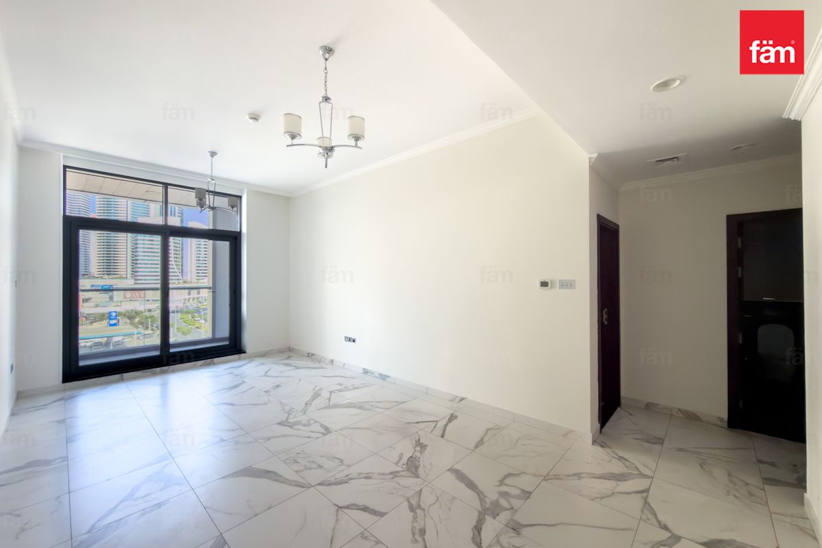 Spacious I Prime Location I Ready To Move