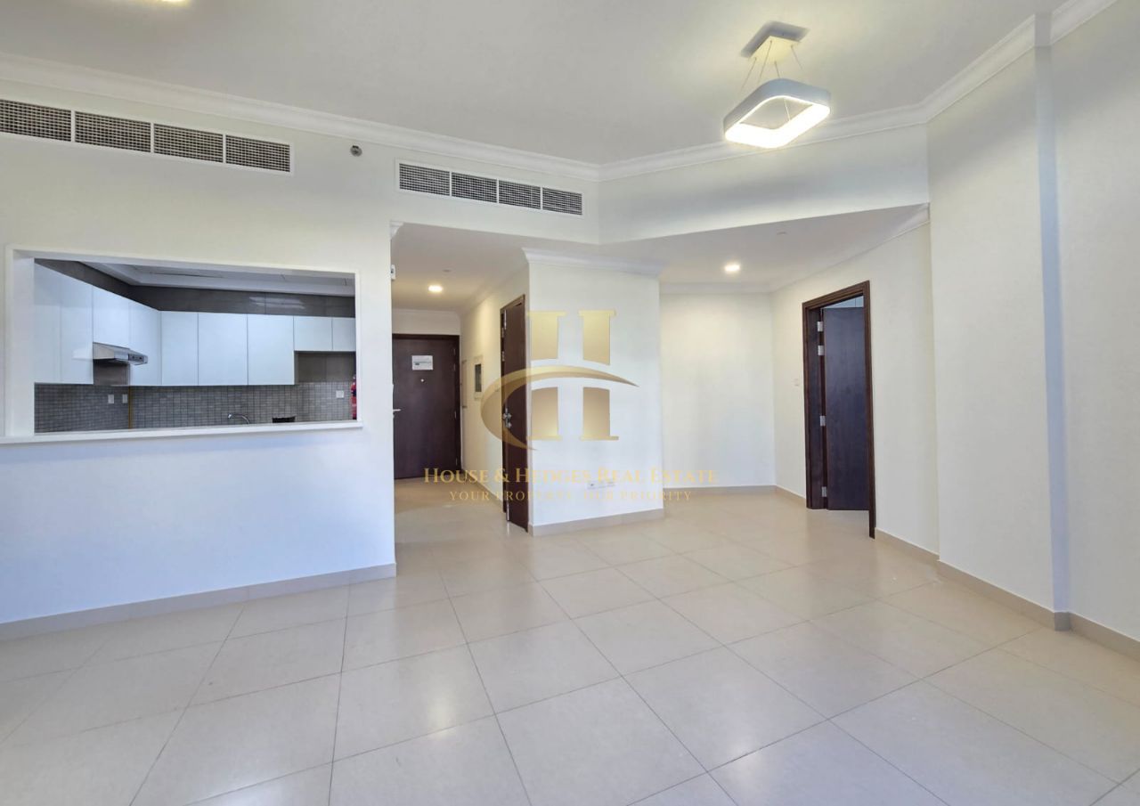 Stunning 1 BR | Big Terrace | Chiller Free