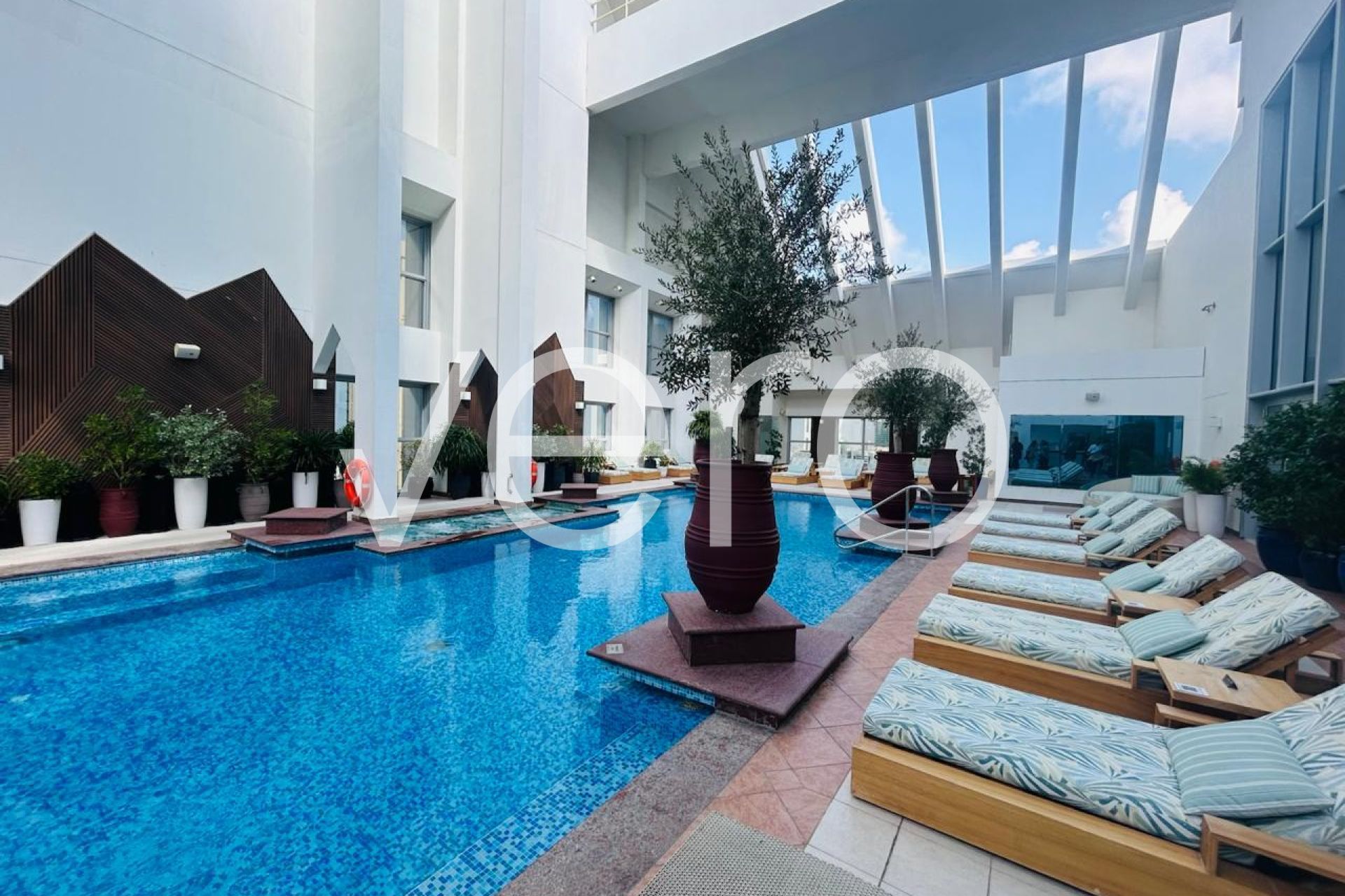 Huge Layout | Family Oriented | Burj Khalifa View