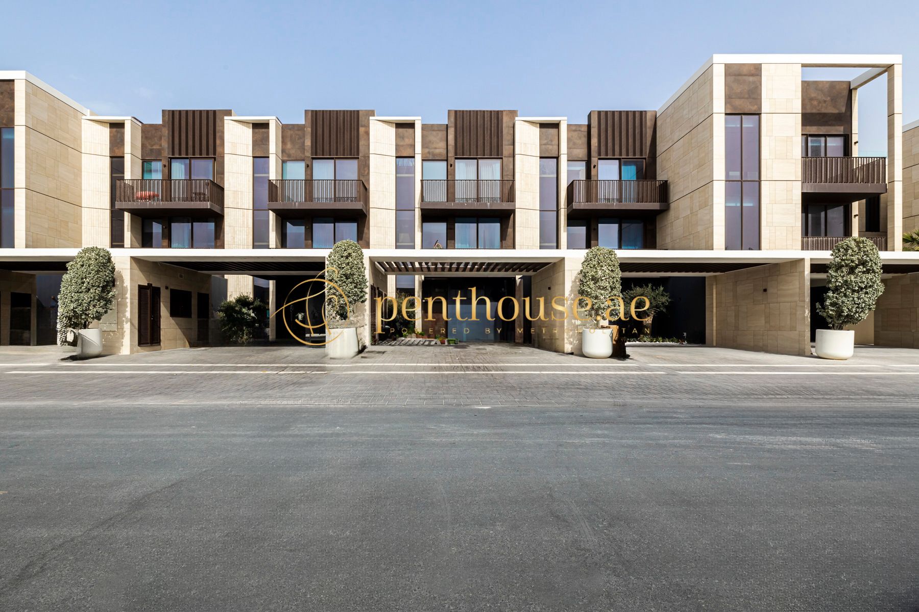 Luxury Townhouse | Private Garden | Top Investment