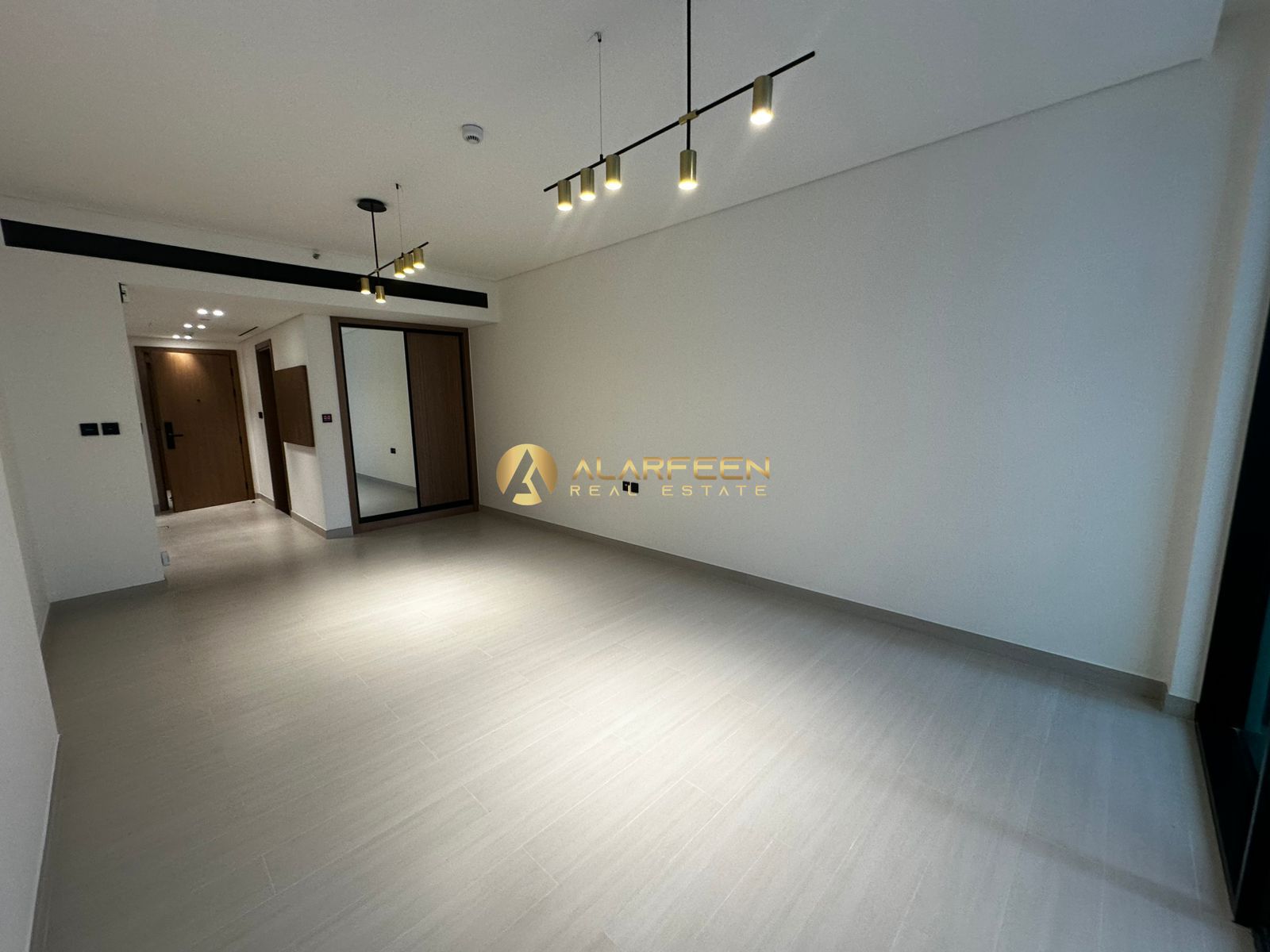 Studio | Best Ammenities | Spacious