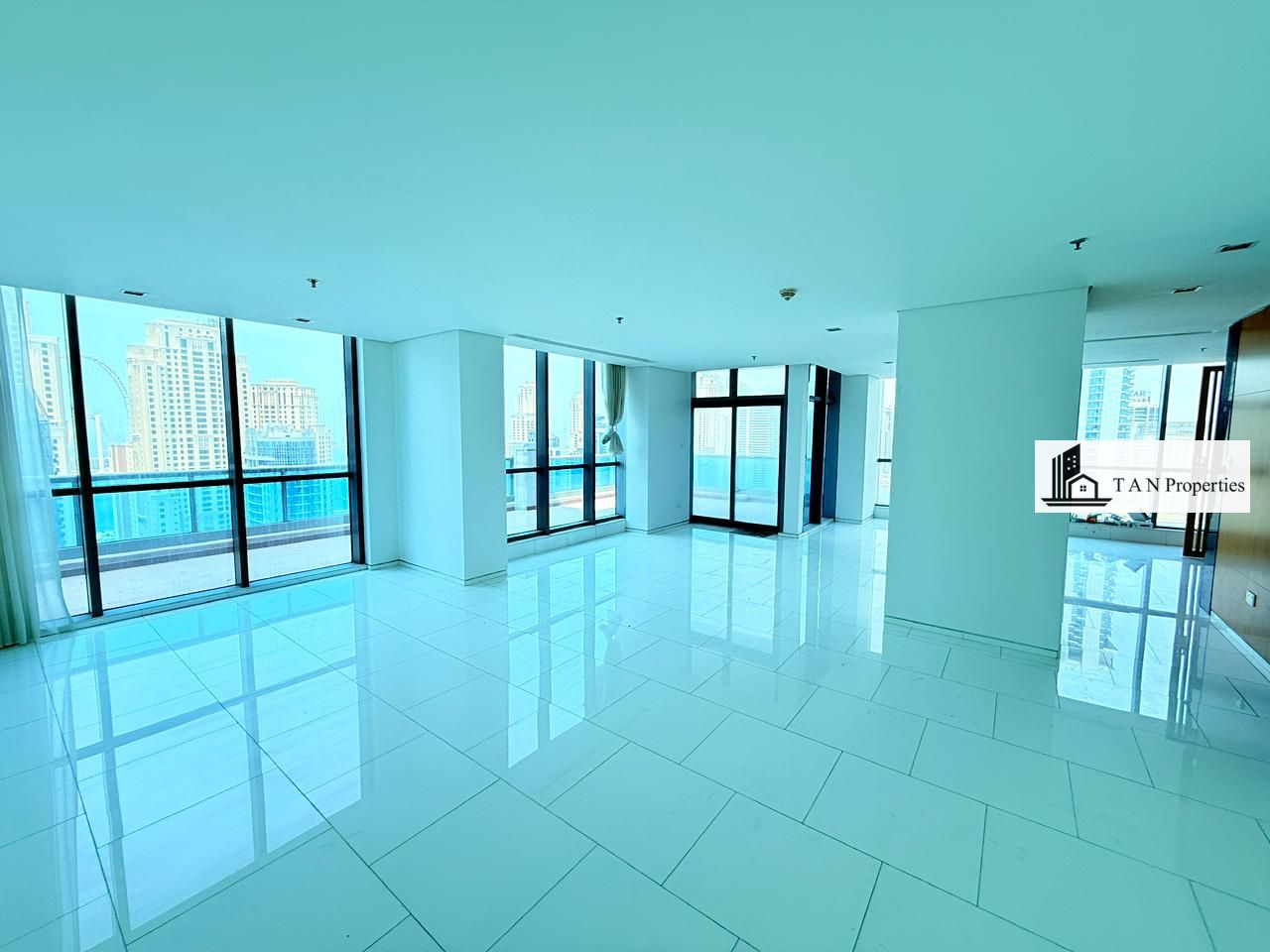 Massive 4BR Penthouse | 360° Panoramic Sea View | Unbeatable Price