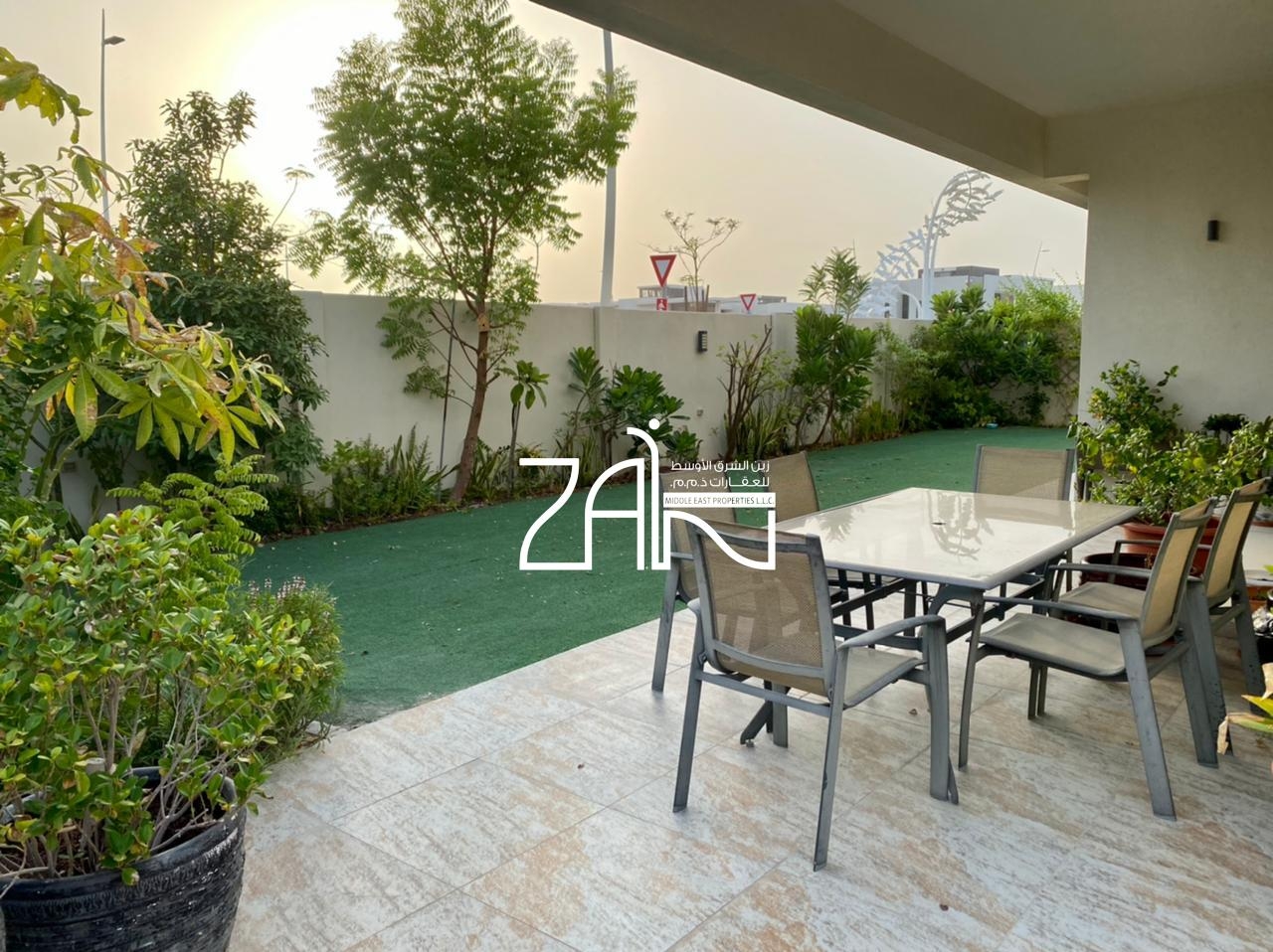 Single Row Corner|Vacant 4BR+Maid |Garden