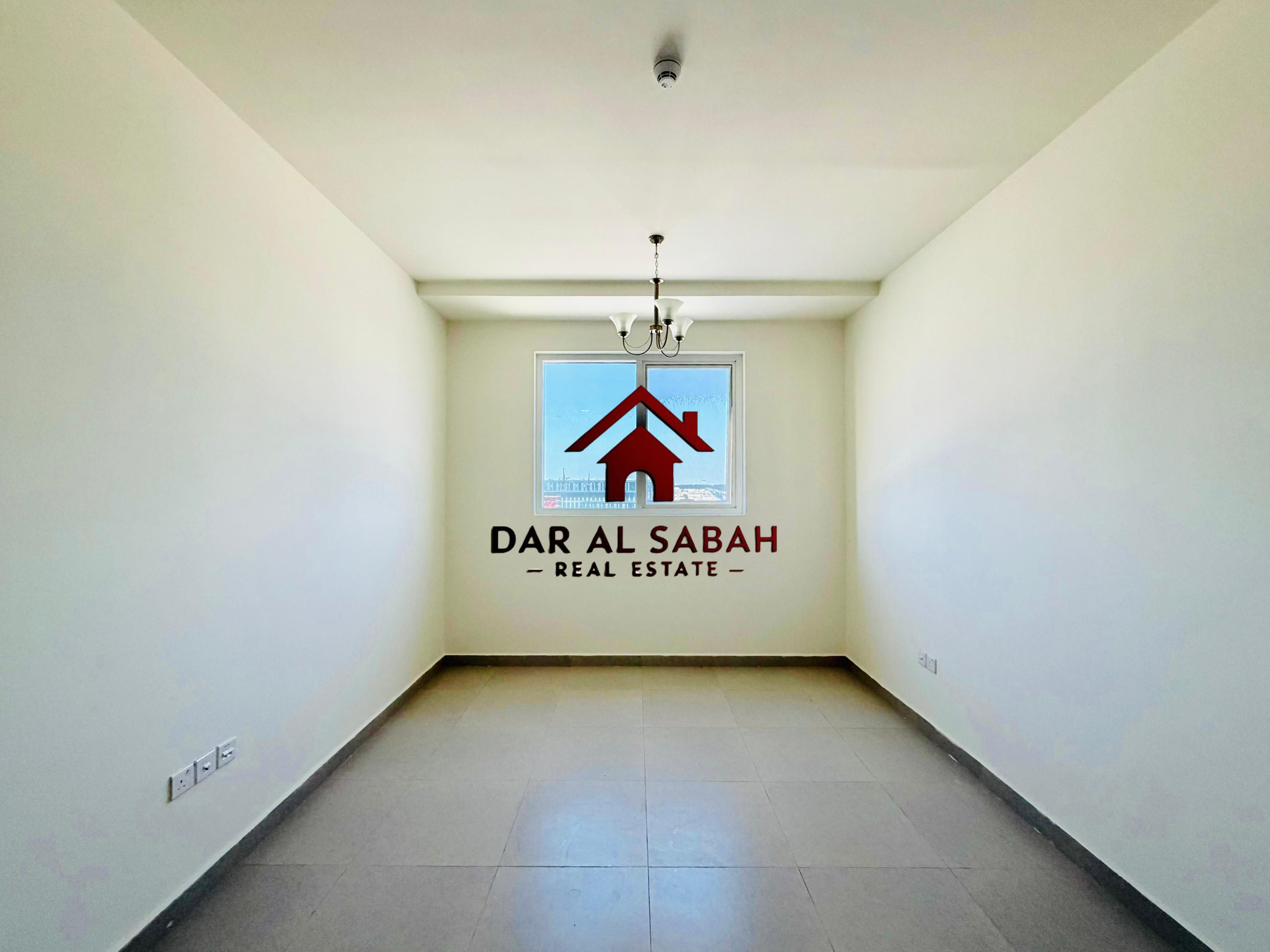 Brand New building/4 cheques payment/deposit cash/ready to move!