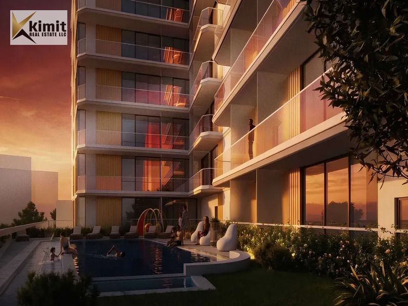 INVEST SMART | WHERE CONVENIENCE MEETS LUXURY | CALL!